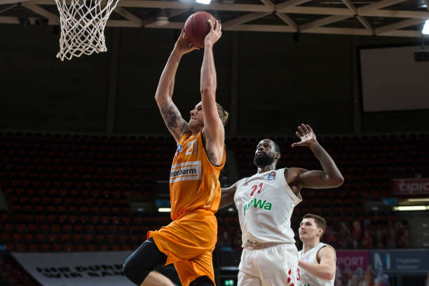 间的默契 间的默契